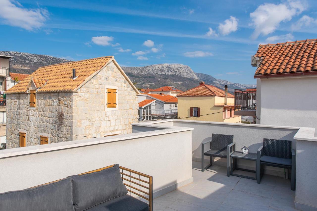 Apartmani Mara Kaštela エクステリア 写真