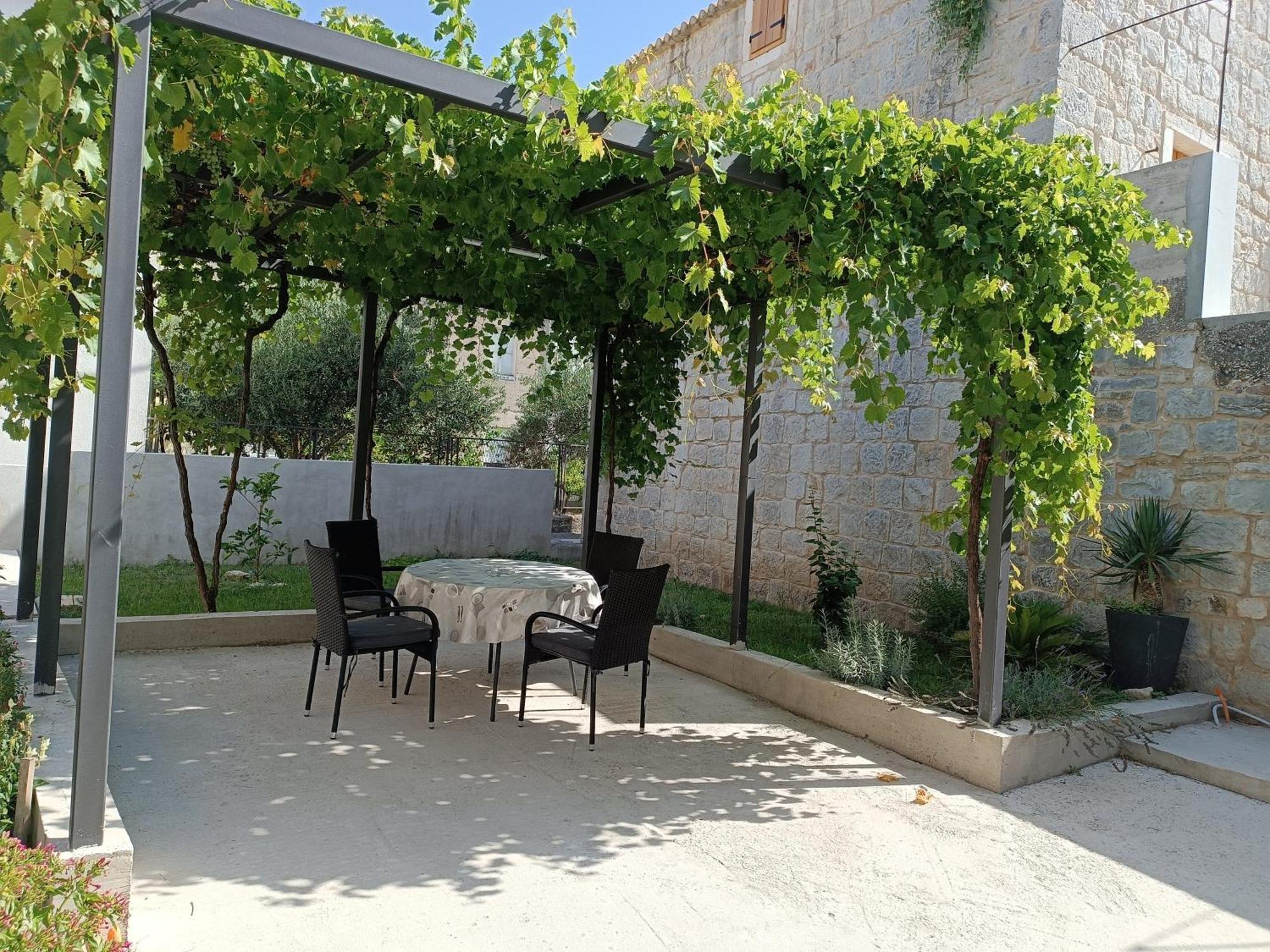 Apartmani Mara Kaštela エクステリア 写真